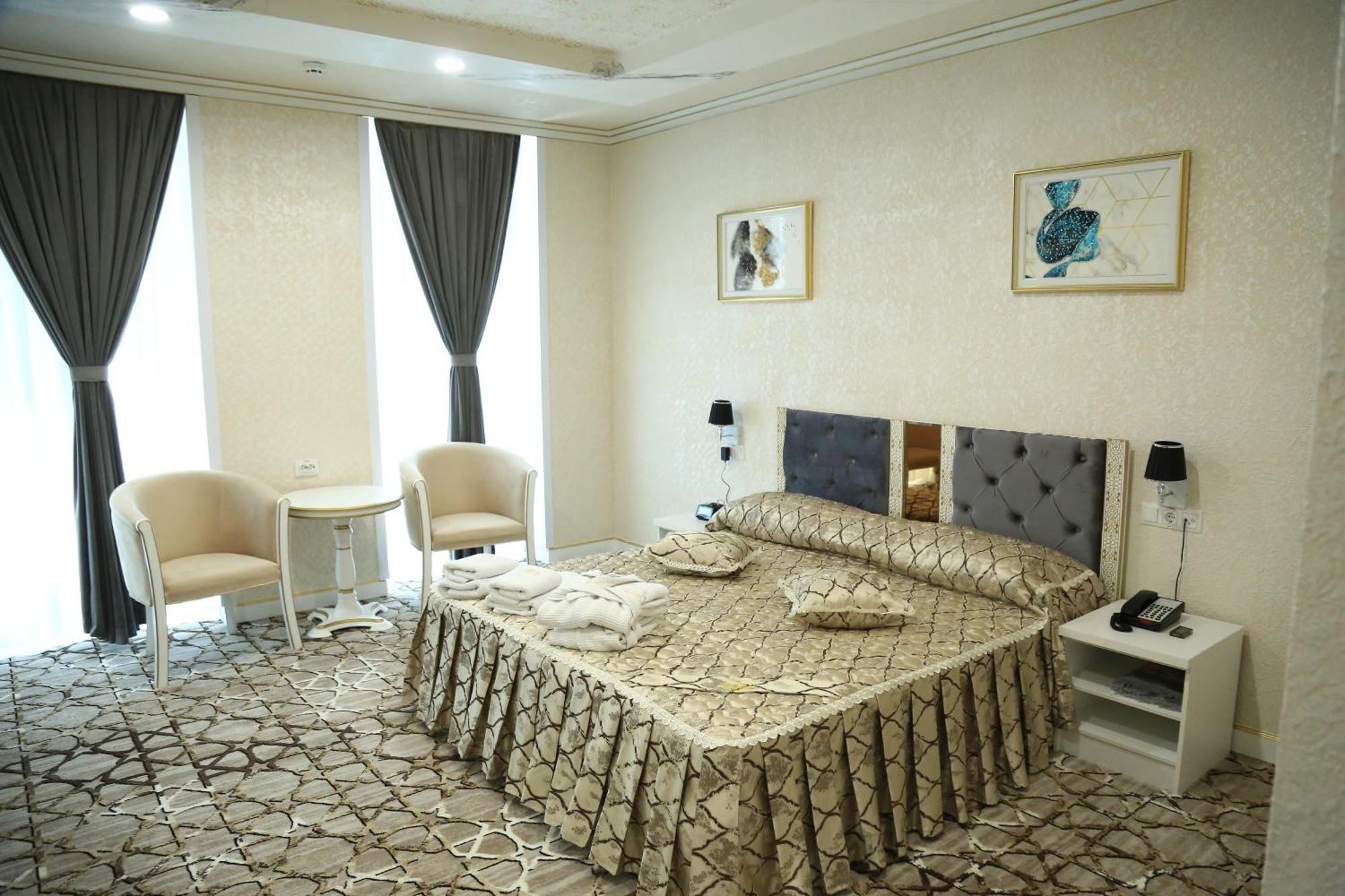 Bukhara City Hotel Turon City Plaza Bagian luar foto