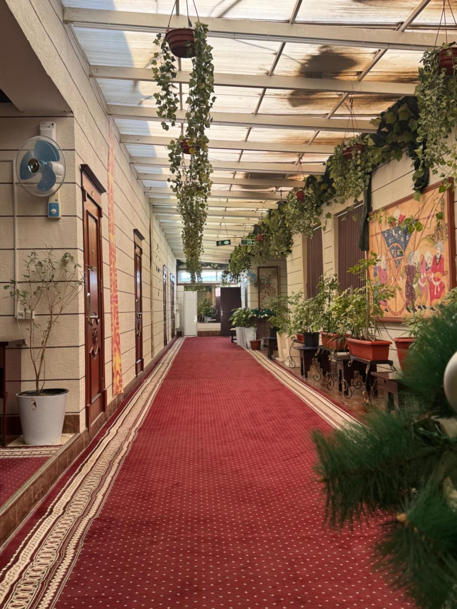 Bukhara City Hotel Turon City Plaza Bagian luar foto